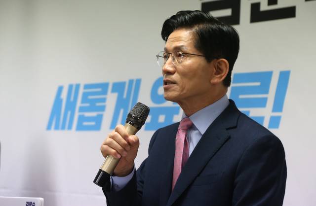 김문수 국민의힘 대선 후보는 국민의힘 계파갈등을 원천적으로 없애기 위해 계파불용으로 당헌당규를 바꾸었다. 국민의힘 선대본보 제공