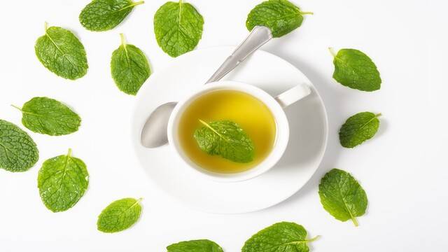 페퍼민트차는 복통, 팽만감을 줄여준다|출처:게티이미지뱅크