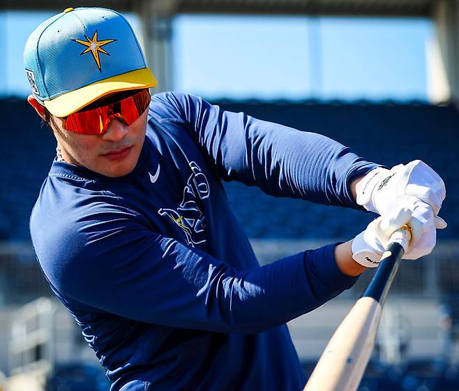 (탬파베이 김하성이 스프링캠프에서 배팅훈련을 하고 있다)