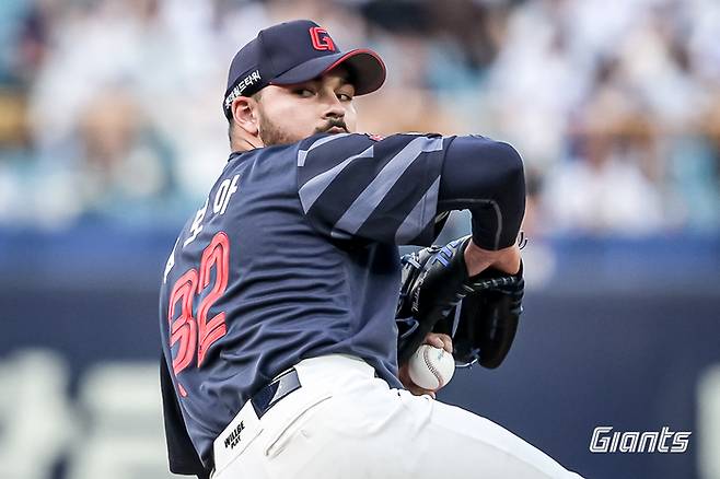 롯데 감보아가 27일 대구삼성라이온즈파크에서 열린 2025 KBO리그 삼성전에 선발 등판해 역투하고 있다. 사진 | 롯데 자이언츠