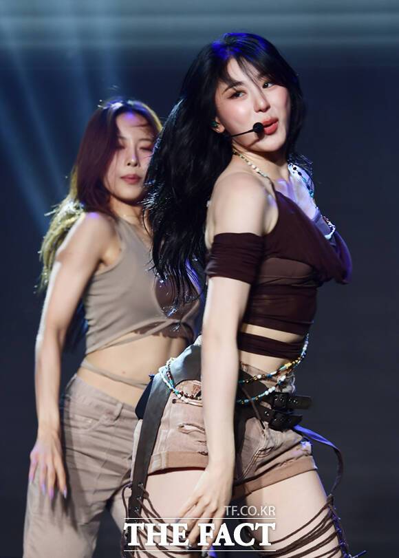 가수 이채연이 지난 26일 팬 소통 플랫폼 프롬을 통해 온앤오프 팬들을 향한 불편한 심경을 밝혔다가 사과했다. /더팩트 DB