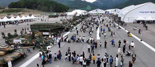 지난해 계룡 군 문화축제 모습/계룡시청