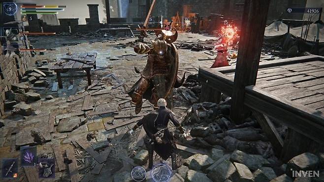 ▲ 운이 없으면 초반부터 도가니 기사처럼 강력한 준보스급 적을 만날 수도 있다