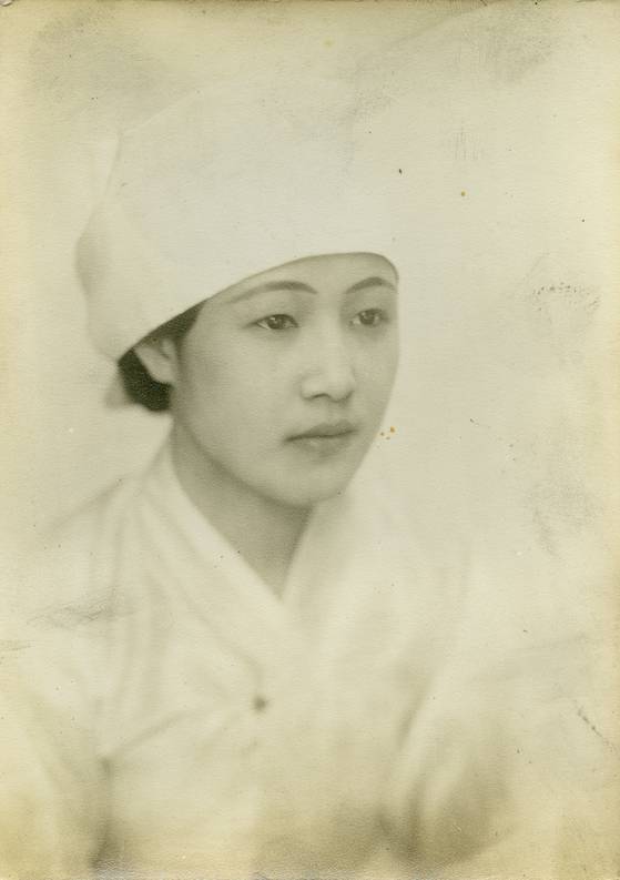 정해창, 연도미상, 제목미상, 젤라틴 실버프린트, 15.6x11.1㎝. 사진 서울시립미술관