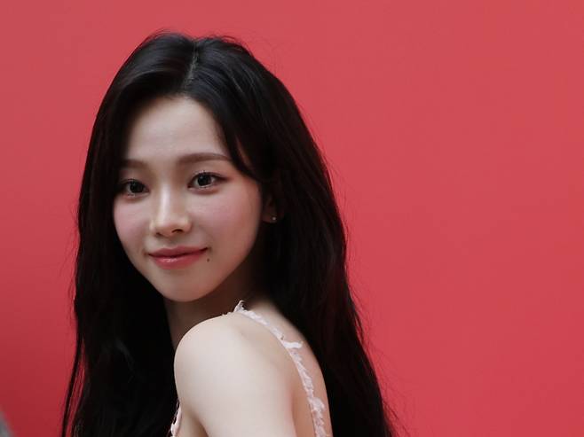 SM엔터테인먼트가 에스파 카리나의 정치색 논란에 대해 사과했다. 사진은 지난해 9월 서울 성동구 무신사 스퀘어 성수4에서 열린 '무신사 뷰티 페스타 인 셀럽 포토 이벤트'에 참석한 걸그룹 에스파 멤버 카리나. /사진=뉴스1