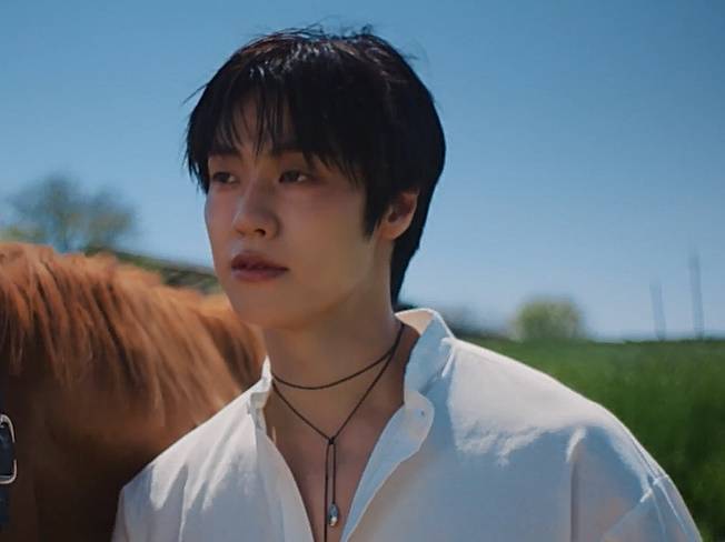 사진=엔플라잉 ‘만년설(Everlasting)’ 뮤직비디오 캡처