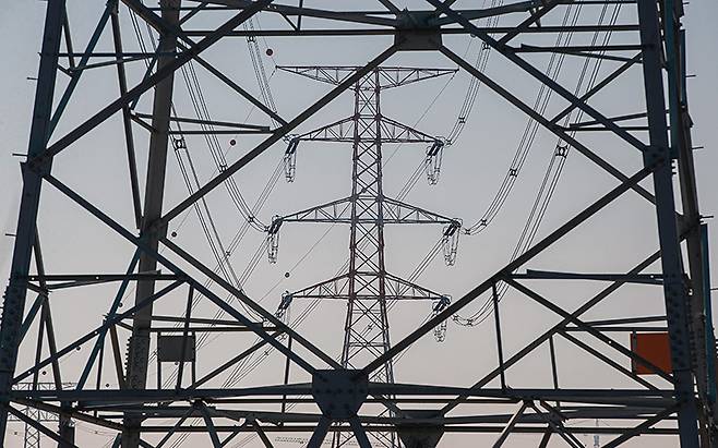 에너지고속도로는 친환경, 지역 균형발전, 재생에너지와 원전 등 다양한 영역에 영향을 미친다.[사진｜뉴시스]