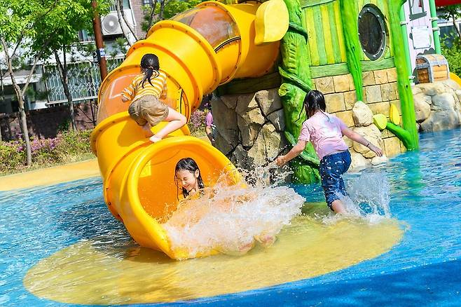 양천구 반곡어린이공원 물놀이터 [양천구 제공. 재판매 및 DB 금지]