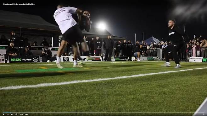 뉴질랜드 '럭비태클 챌린지' 유행 [뉴질랜드헤럴드 홈페이지 캡처. 재판매 및 DB 금지]