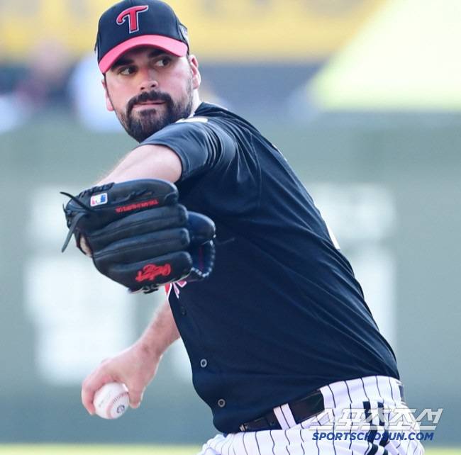 LG 트윈스 시절 아담 플럿코. 스포츠조선DB