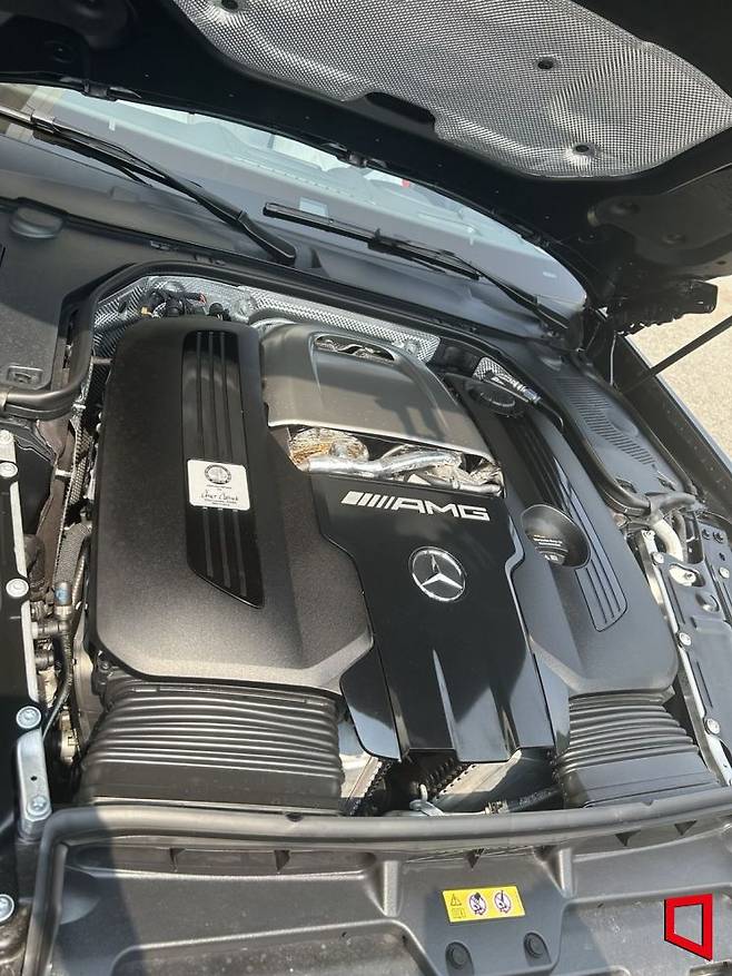 메르세데스-AMG GT 55 4Matics+ 엔진 모습. 오현길 기자