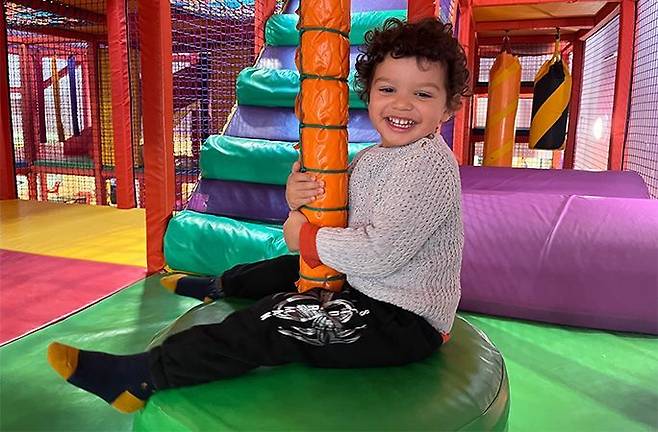 최연소 멘사 회원인 영국의 조셉 해리스 버틸. 기네스 세계기록 홈페이지