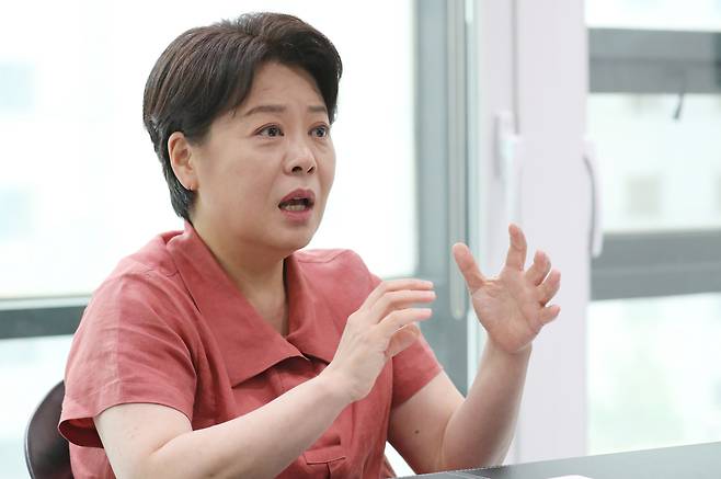 윤희숙 여의도연구원장이 28 서울 영등포구 국민의힘당사에서 본지와 인터뷰를 갖고 있다./남강호 기자