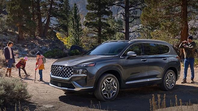 2022년형 현대 싼타페 하이브리드(Hyundai Santa Fe Hybrid)