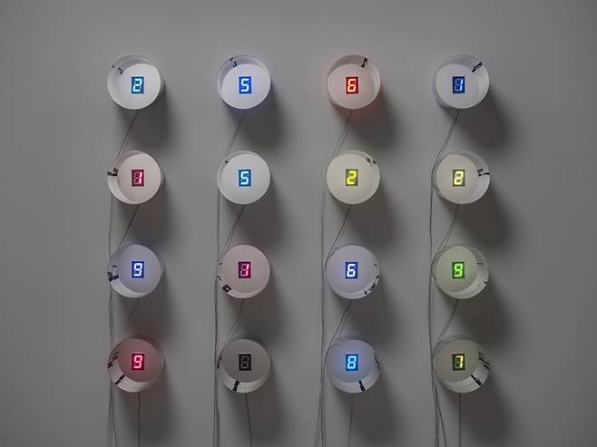 미야지마 타츠오 ‘Hundred Changes in Life-no.4’(2024). 갤러리 바톤