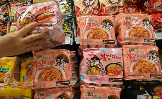 서울 한 대형마트 삼양식품 라면 판매대 모습. (출처=연합뉴스)
