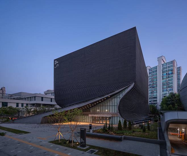 29일 서울 도봉구 창동에 서울시립 사진미술관이 개관했다. 국내 첫 사진특화 공립미술관이다. [서울시립 사진미술관]