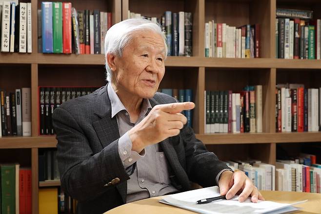 조갑제TV 조갑제대표가 6·3대선을 일주일 여 앞둔 5월26일 오후 서울 종로구 새문안로에 있는 자신의 사무실에서 시사저널과 인터뷰를 하고 있다.ⓒ임준선 기자
