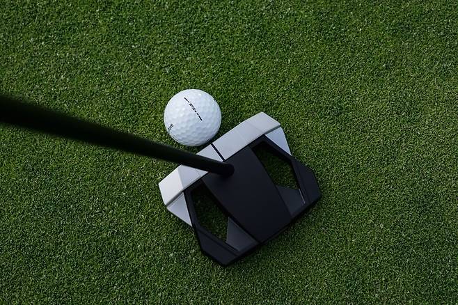 테일러메이드가 제로 토크 퍼터 ‘스파이더 ZT’를 공개했다. 사진 | 테일러메이드