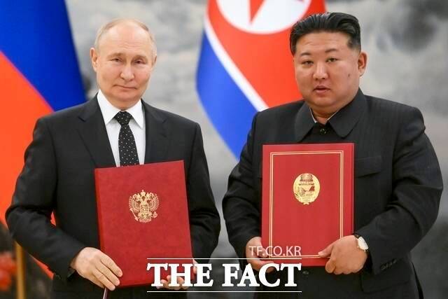 북한의 대북제재 이행 감시를 위해 설립된 '다국적제재모니터링팀'(MSMT)이 '북러 군사협력'을 주제로 첫 보고서를 냈다. 보고서는 그간 정황에 그쳤던 북러 간 군사 밀착을 무기 체계, 규모, 시기 등 실질적 근거를 통해 공식화했다. /AP. 뉴시스