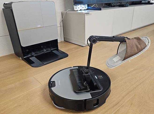 로보락 사로스 Z70 / 출처=IT동아