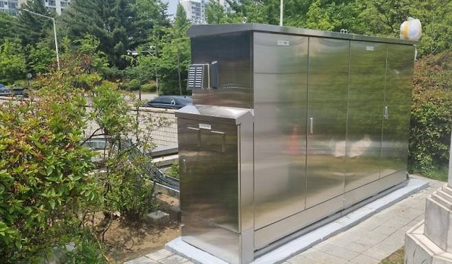 지상으로 이전한 동안구 범계지하차도 수배전반 모습./사진제공=안양시