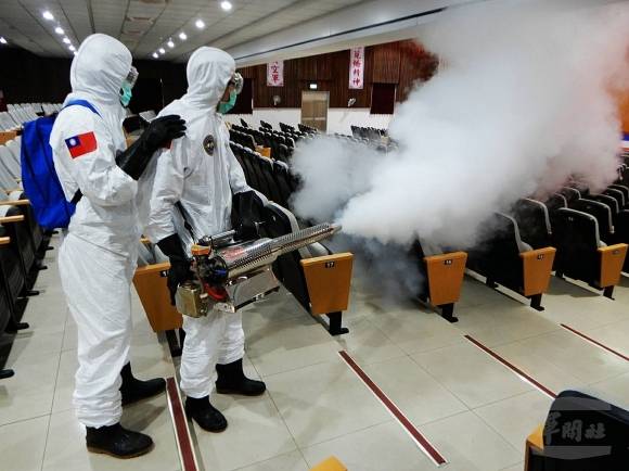 대만의 코로나바이러스 방역. 출처=군사뉴스통신사, 저작자표시, 위키미디어 커먼즈