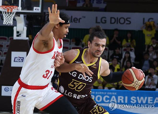 아셈 마레이(오른쪽) [연합뉴스 자료사진]