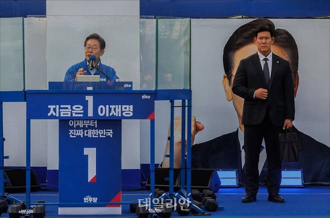 이재명 더불어민주당 대선 후보가 30일 오후 충북 충주시 충주체육관 시계탑광장에 유세에서 연설을 하고 있다. ⓒ데일리안 홍금표 기자