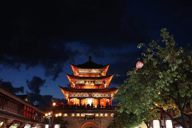 08eef373bc811dff23ef8fe6469c701c3cdcf1adbb645178bff483c0d9f0beeebaf626c70ab648c0164aff57d98997f8b64c8a5ceab3