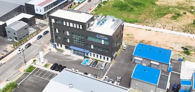 엘케이켐 2공장 전경. 엘케이켐 제공