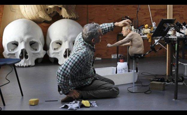 치킨_맨, 고티에 드블롱드 각본 및 감독, 2019 - 2025, HD 영화, 13분. ⓒ 고티에 드블롱드. *재판매 및 DB 금지