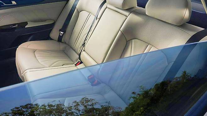 기아 K5 하이브리드 실내