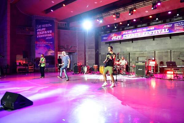 핫 크로스 번즈(Hot Cross Buns) . ⓒ헤드라인제주