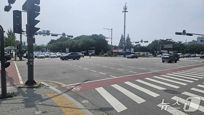 제21대 대통련선거를 이틀 앞둔 주말 전북 전주시 경기장네거리가 한산한 모습이다. 2025.6.1/뉴스1 신준수 기자