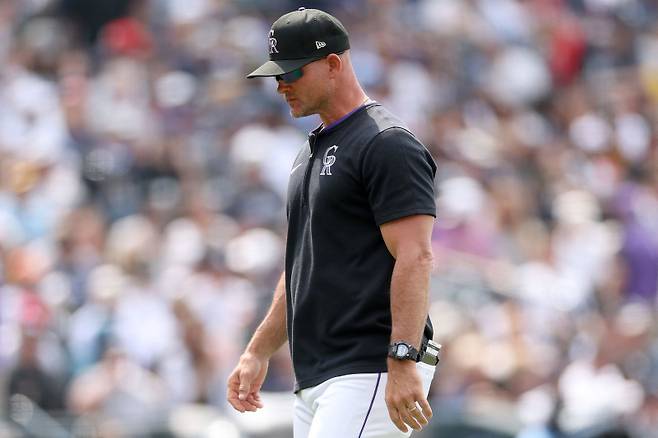 워렌 셰이퍼 콜로라도 임시 감독의 모습. [AFP=연합뉴스]