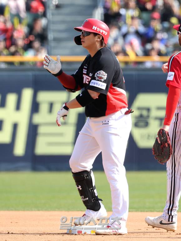 현재 종아리 부상으로 전열에서 이탈한 상태인 KIA 중심타자 나성범. IS 포토