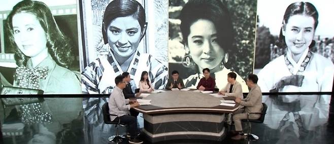 TV CHOSUN ‘모-던인물史 미스터.리’ 제공