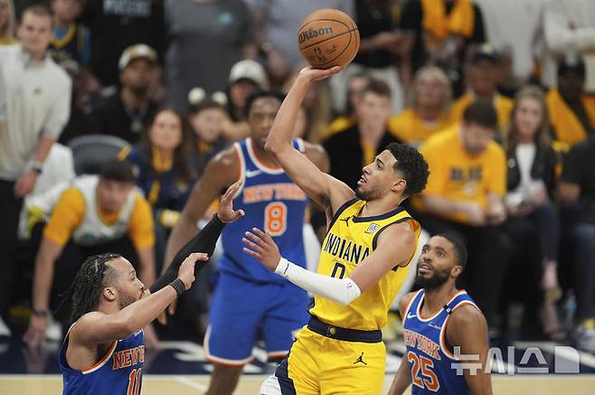 [인디애나폴리스=AP/뉴시스] 미국프로농구(NBA) 인디애나 페이서스의 타이리스 할리버튼. 2025. 05. 31.