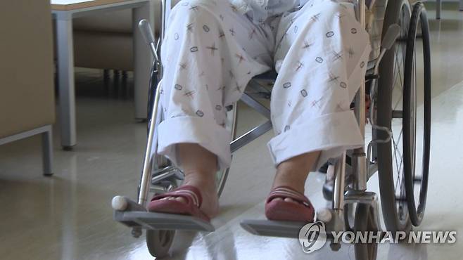 휠체어 [연합뉴스 자료사진으로 기사 내용과 관계없음.]