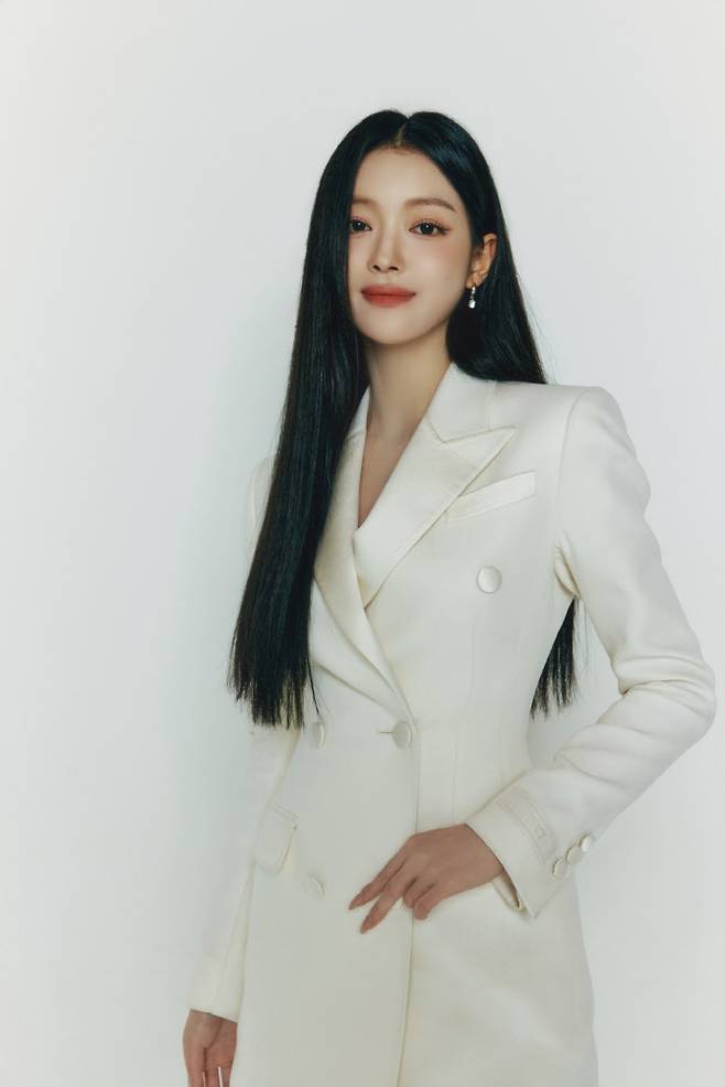 유아(사진=사람엔터테인먼트)