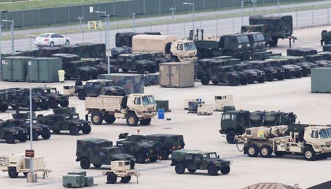 5월23일 경기도 평택시 캠프 험프리스에 차량이 대기하고 있다. 연합뉴스