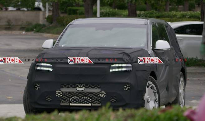 제네시스 브랜드의 플래그십 전기 SUV인 GV90(출처: koreancarblog)