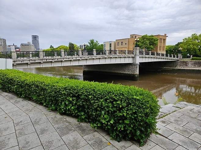 3dafd533ebdb2eeb3cef84e04687746fd36a76d8bc0c5a1594b40b5edbf0f072c47f38e827cf0997414eeaf21872a3a6c1