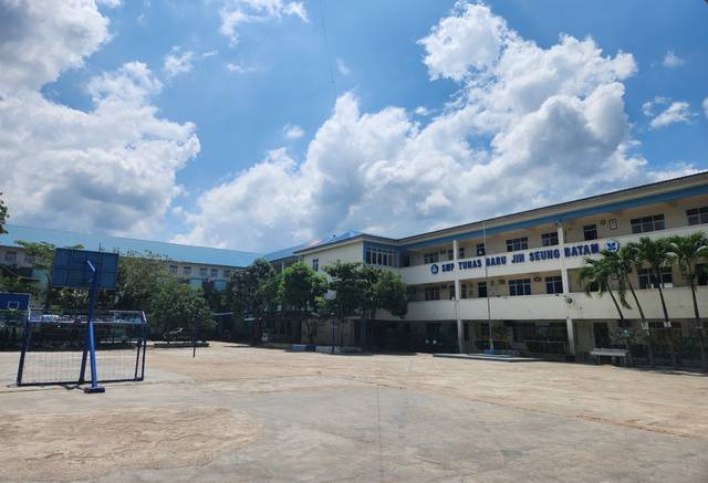 진승중고교 전경.