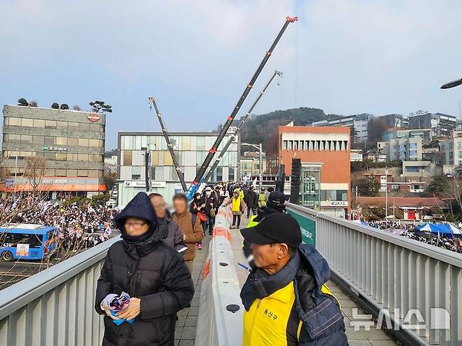 [서울=뉴시스]서울 용산구 한남동 북한남사거리 육교. (사진=서울시 제공) 2025.01.10. photo@newsis.com