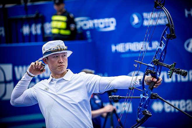 [서울=뉴시스] 2025 현대 양궁 월드컵 2차 대회 컴파운드의 최용희. (사진=대한양궁협회 제공) *재판매 및 DB 금지