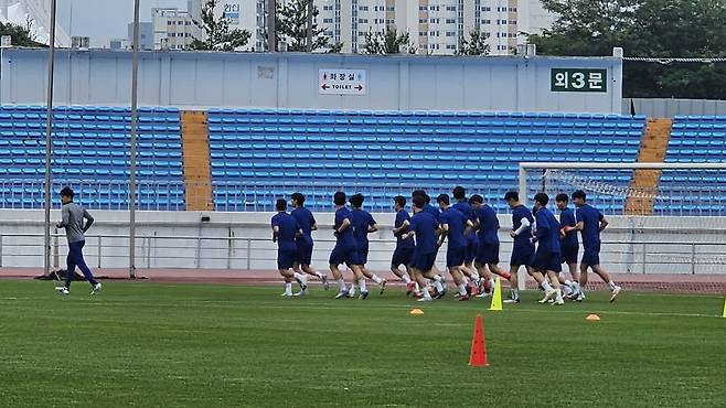훈련 중인 U-22 대표팀 [촬영 설하은]