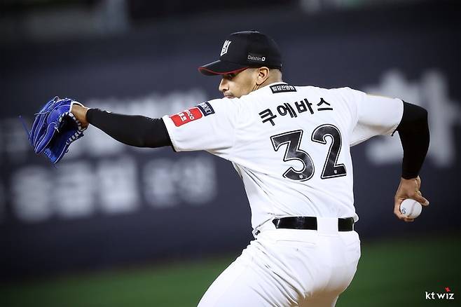 KT 위즈 윌리엄 쿠에바스