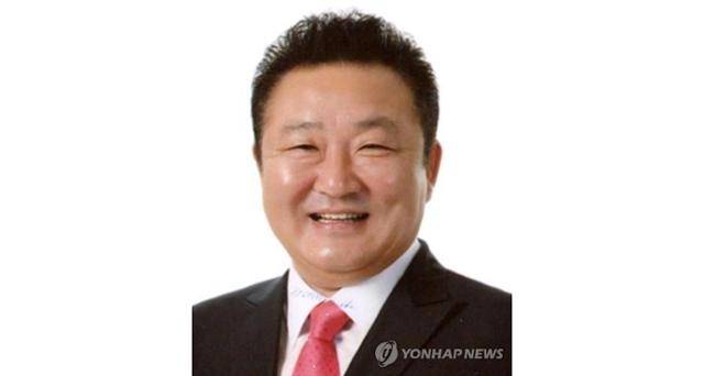 코미디언과 배우로 활동했던 이재포가 사기 혐의로 벌금형을 선고받았다. 연합뉴스